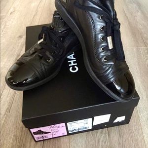💯Auth CHANEL LowTop Blk /Pat  EU39 -US 8/ 8.5